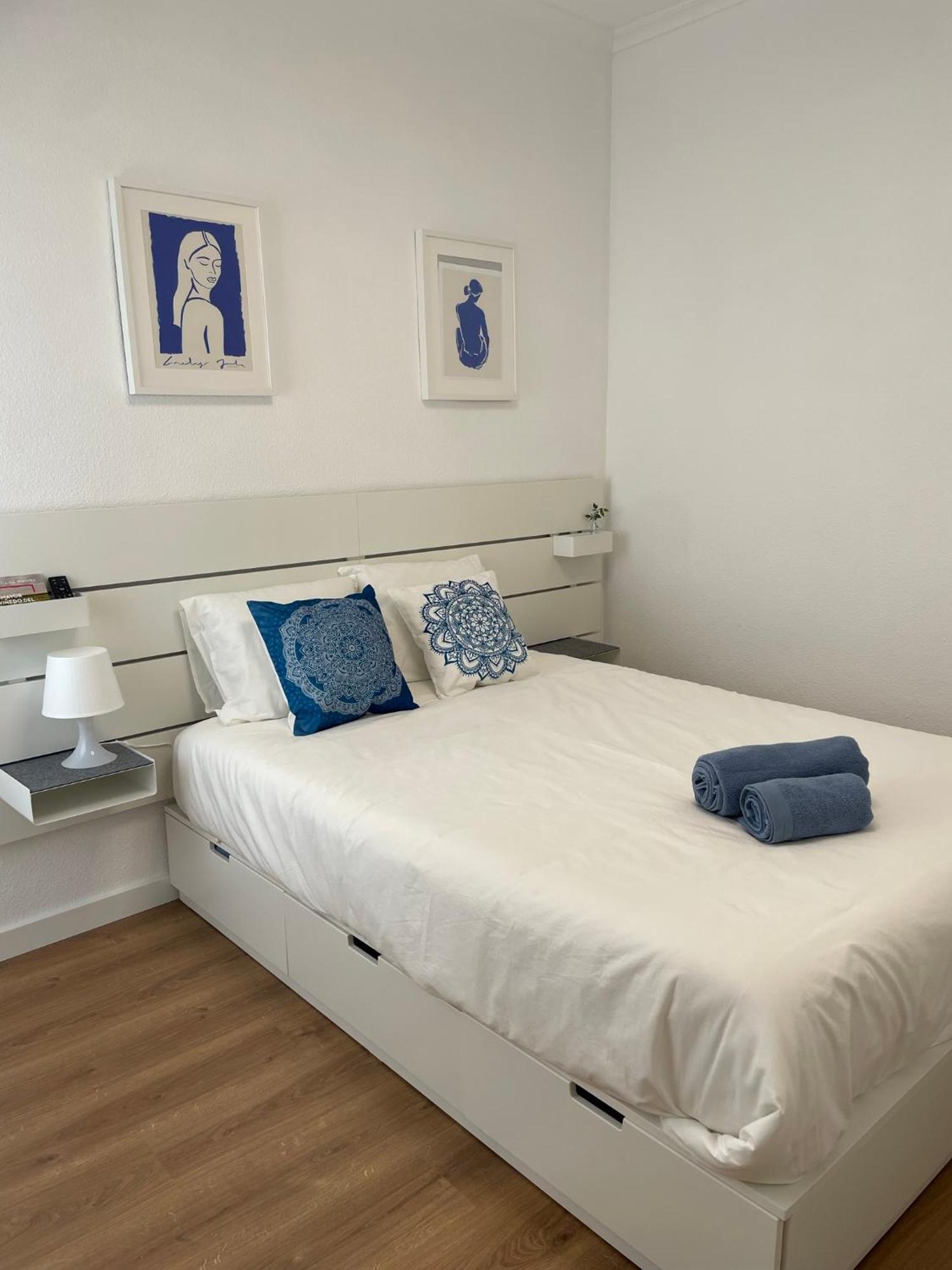 Blanco Y Anil Plaza Apartment Valdepeñas Екстериор снимка
